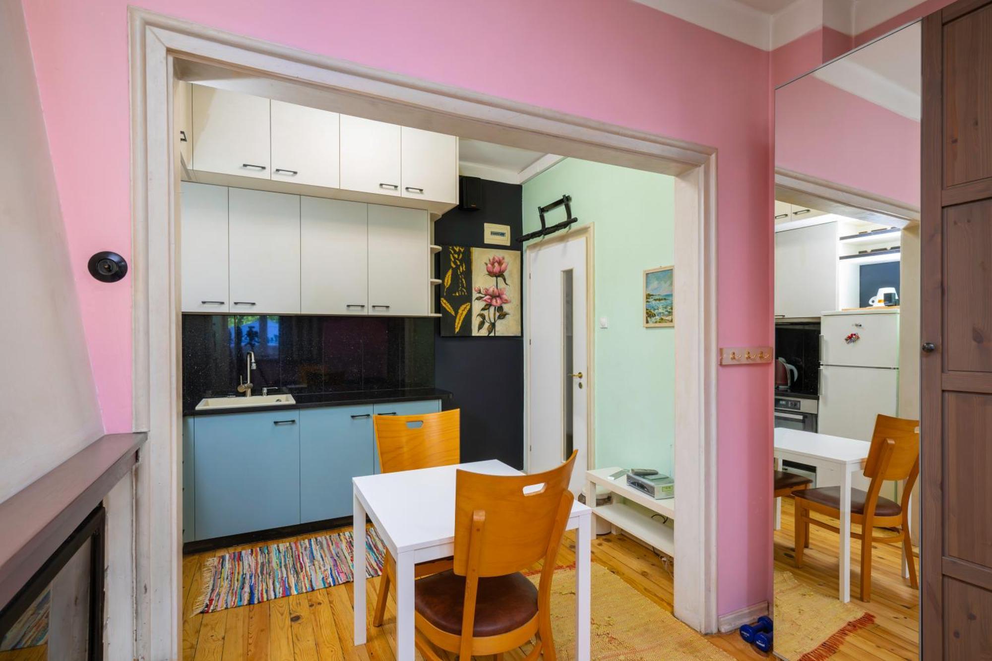 דירות Sofia'S 1Bd Colourful Getaway Near Ndk מראה חיצוני תמונה